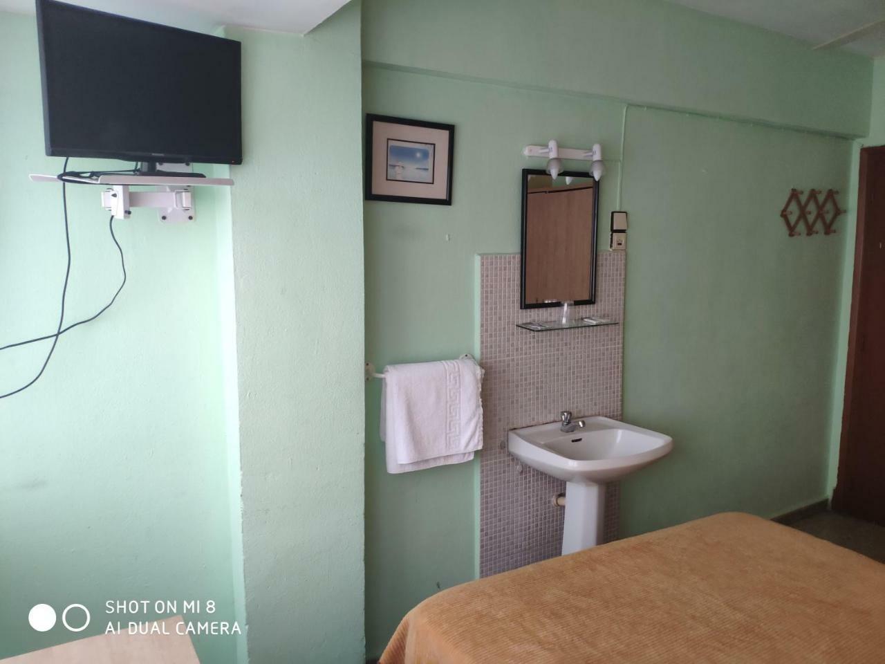 Habitación Doble con baño compartido